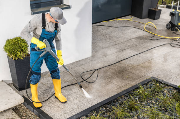 Best Commercial Pressure Washing  in Taft, TX